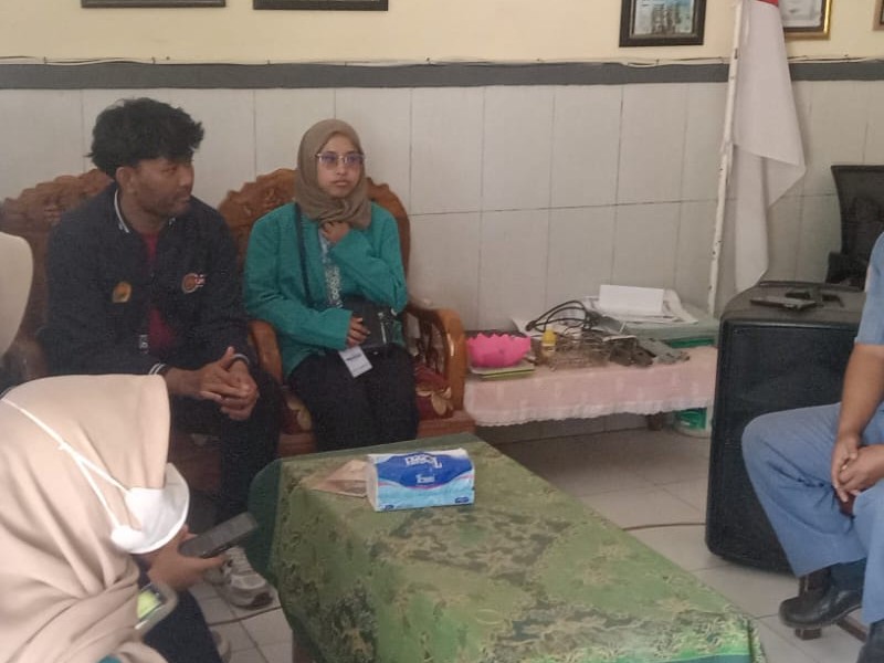 Kedatangan Tamu KKN Jember